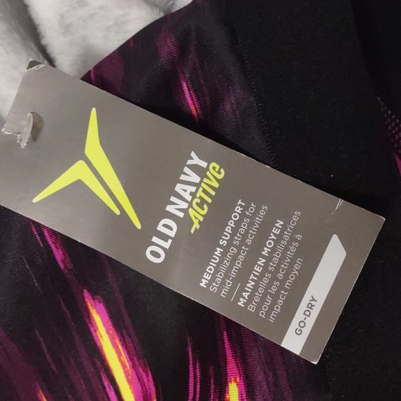 Old Navy Sports Bra - Picture 5 of 6